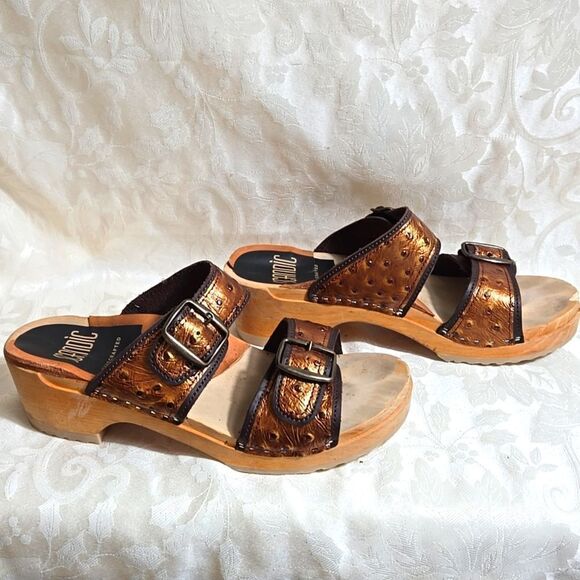 Scandic Clog Style Women's Bronze Wooden Leather Sandals - Picture 6 of 9